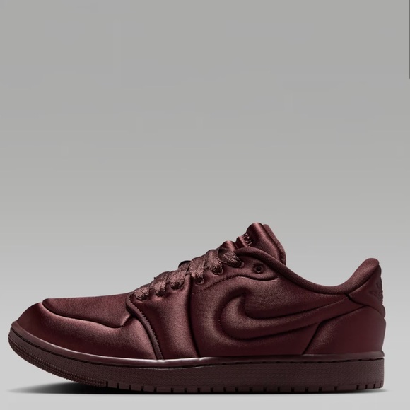 Nike Shoes - Nike Air Jordan 1 Low Method of Make in brown
